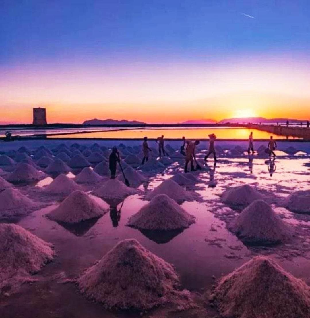 Sunrise Stagnone - Kitesurf Spot Bed & Breakfast Marsala Bagian luar foto