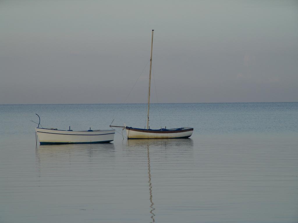 Sunrise Stagnone - Kitesurf Spot Bed & Breakfast Marsala Bagian luar foto